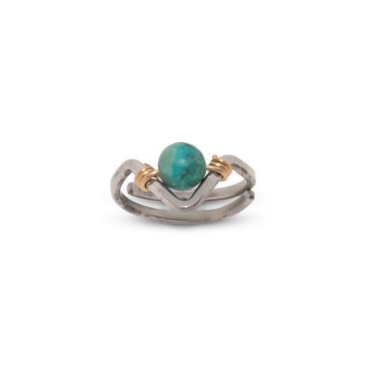 Delta Ring with Gem | Biciarte Bicycle Jewelry image 1